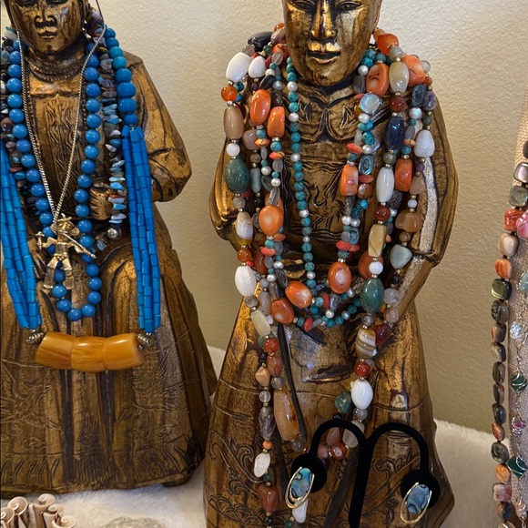 Come dig with me.  Unlisted gorgeousness in every price range. - Picture 13 of 17